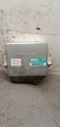 BMW 7 E32 Engine control unit/module 0261200178