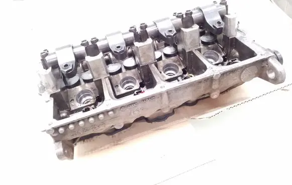 Skoda Octavia Mk2 (1Z) Engine head 038103373R