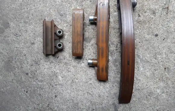 Ford Transit Slide rail for timing chain 