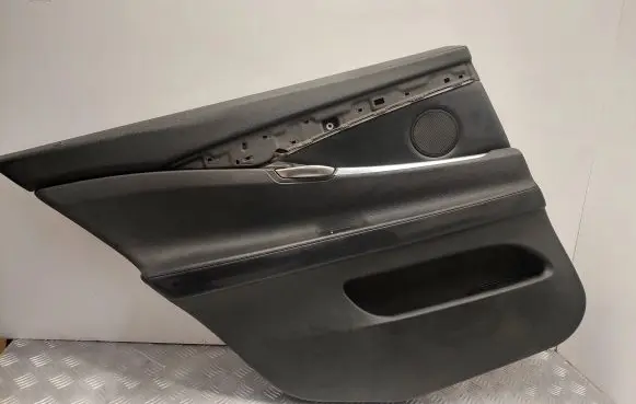 BMW 5 GT F07 Rear door card panel trim
