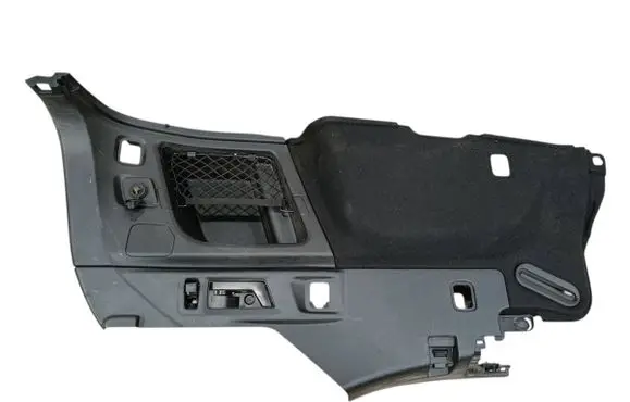 Trunk/boot lower side trim panel