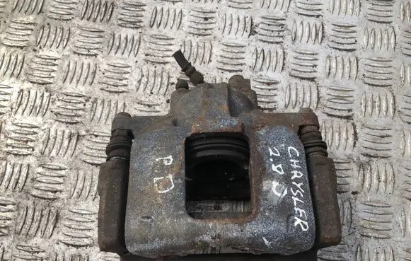 Chrysler Grand Voyager V Front brake caliper