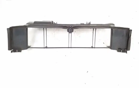 Mercedes-Benz SLK R172 Intercooler air channel guide A1725050230