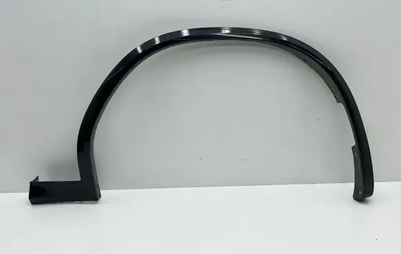 BMW X3 G01 Front arch trim 18479712
