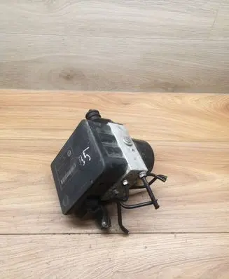 Volkswagen Golf Plus ABS Pump 1K0907379AC 00005305H0 10096003593