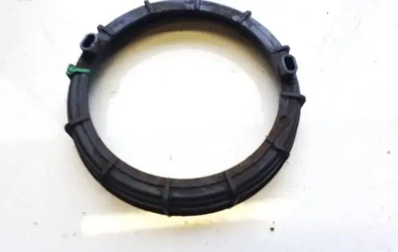 Citroen C5 In tank fuel pump screw locking ring/nut 9633283880