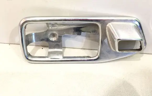 Mercedes-Benz E W123 Front door handle cover 1167660211