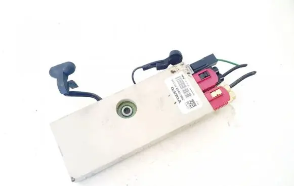 Antenna control unit