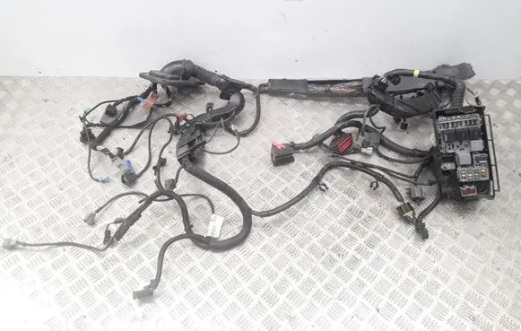 Volvo XC90 Engine installation wiring loom 30797010 31270727 30728861