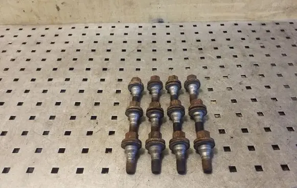Citroen DS4 Nuts/bolts 