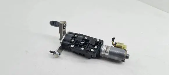 Audi A6 S6 C7 4G Tailgate/trunk/boot lift motor 4G9827851E 0390204122
