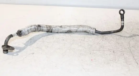 BMW 2 F46 Turbo turbocharger oiling pipe/hose 8511647