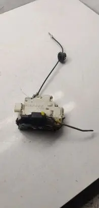 Audi A4 S4 B7 8E 8H Front door lock 8e1837015AA