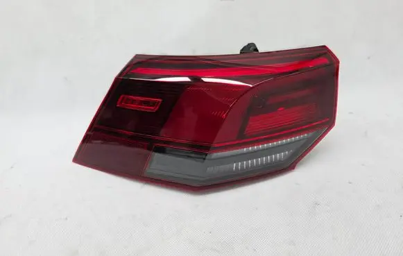 Volkswagen Golf VIII Rear/tail lights 5H0945095C