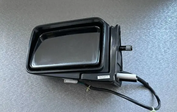 Nissan Terrano Front door wing mirror part J630265G02
