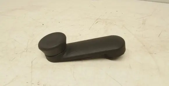 Opel Corsa D Front door window winding handle 902471500430