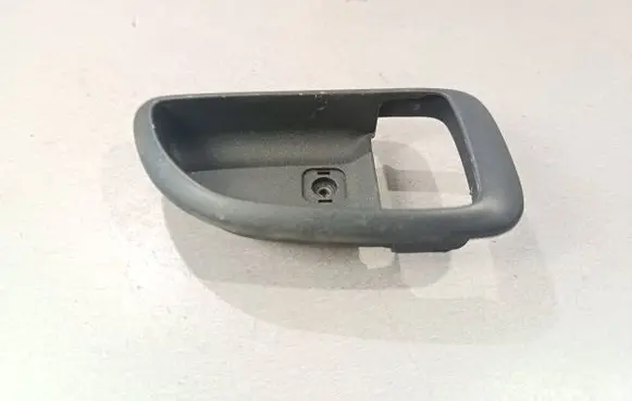 Hyundai Santa Fe Front door handle cover 8262126000