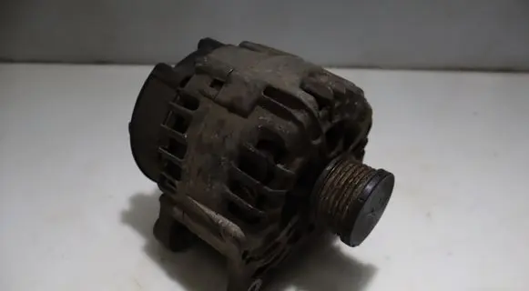 Renault Laguna III Generator/alternator 2543592A