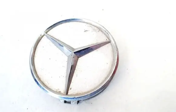 Mercedes-Benz C W202 Original wheel cap 2204000125