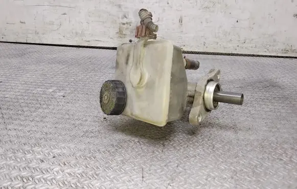Volvo S60 Master brake cylinder 8646006
