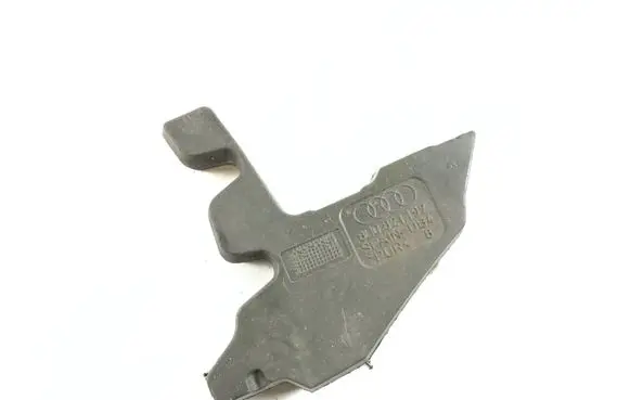 Audi Q3 8U Fender foam support/seal 8U0821197