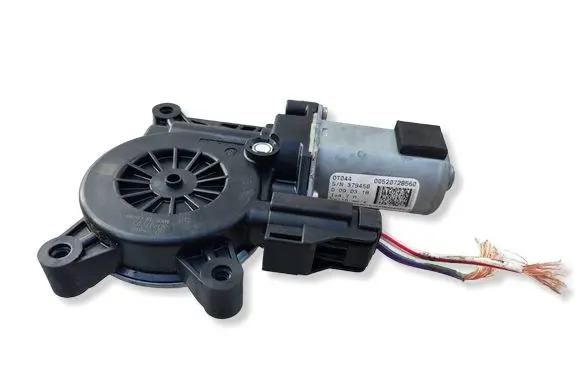 Fiat Tipo Front door electric window regulator 00520728560