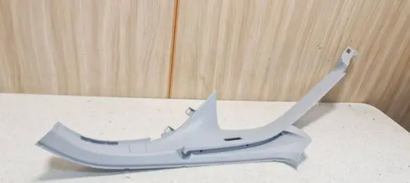 BMW 3 E90 E91 (D)pillar trim (top) 003990012500 7261902 15300810