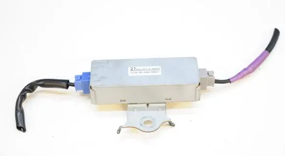 Lexus RC Aerial antenna amplifier 863C024010