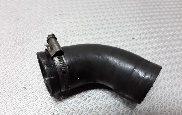 Renault Trafic II (X83) Intercooler hose/pipe