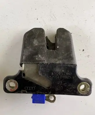 Audi A6 S6 C5 4B Tailgate/trunk/boot lock/catch/latch 4B5827505D 4B5827505