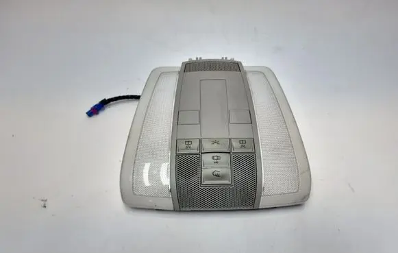 Mercedes-Benz C W204 Front seat light A2048202001