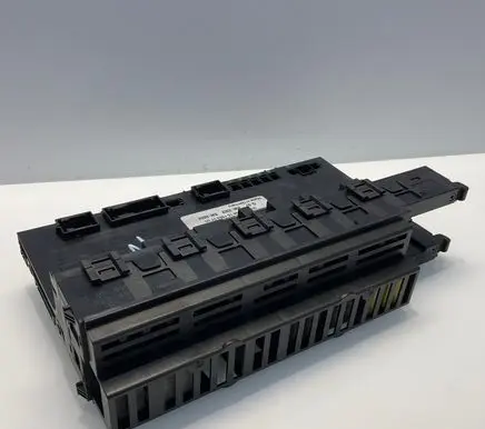 Mercedes-Benz E W211 SAM control unit 0035450001 5DK00804720 A0035450001