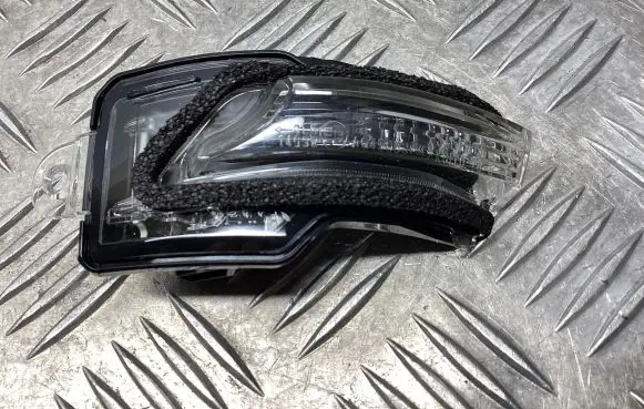 Lexus RX 330 - 350 - 400H Mirror indicator light A045053 14092