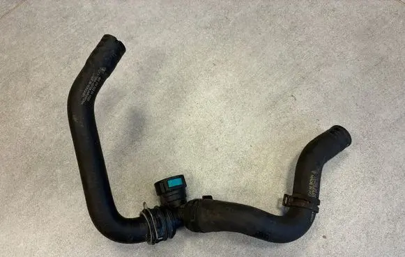 Porsche 911 991 Engine coolant pipe/hose 9A210685200