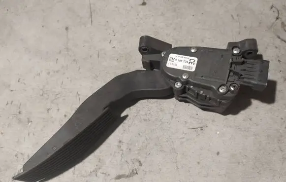 Opel Signum Accelerator throttle pedal 9186724