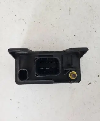 Mercedes-Benz E W211 Glow plug pre-heat relay