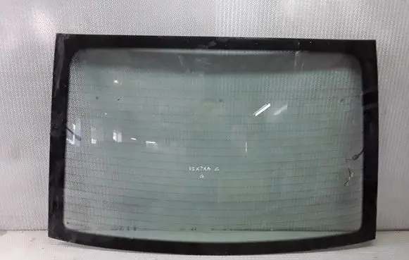 Opel Vectra C Rear windscreen/windshield window 