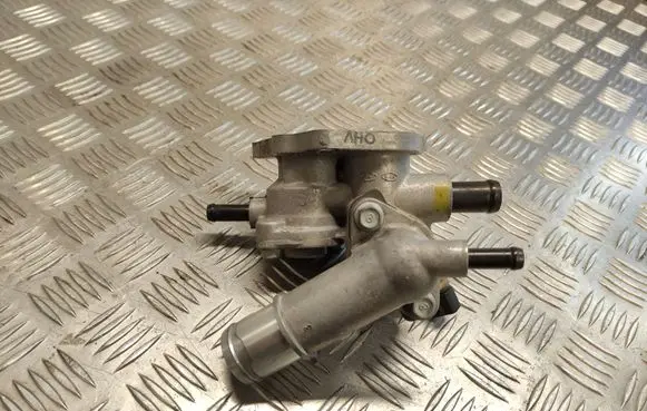 KIA Rio Thermostat/thermostat housing