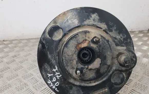 Opel Astra H Brake booster 13142362 360573521 78647802