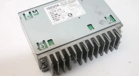 Toyota Prius (XW30) HiFi Audio sound control unit 8610047100