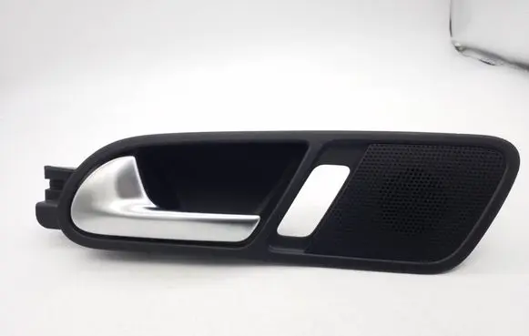 Volkswagen Tiguan Front door interior handle 5N0839113A