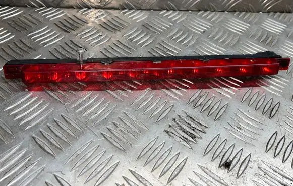 Audi A4 S4 B5 8D Third/center stoplight 963060