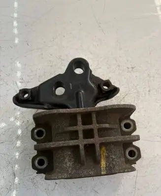 Ford Transit Custom Gearbox mount BK217M124BA