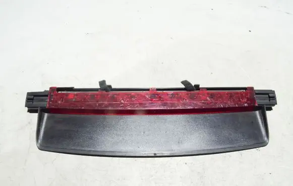 Audi A6 S6 C6 4F Third/center stoplight 4F5945097