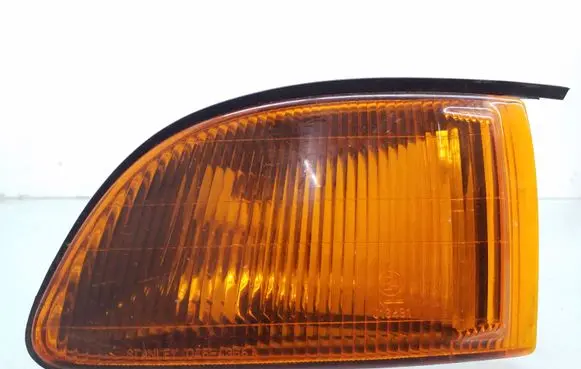 Mitsubishi Galant Front indicator light 0454365 016491