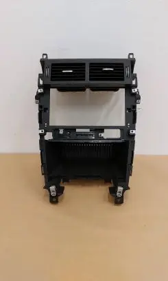 Land Rover Discovery Sport Dash center air vent grill FK7204634AG FK72C8A254AB
