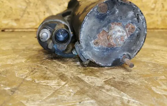 Audi A4 S4 B7 8E 8H Starter motor LFL2