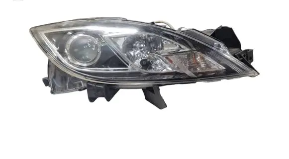 Mazda 6 Headlight/headlamp 10R020675