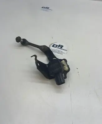 Toyota RAV 4 (XA50) Headlight/headlamp level sensor A1132322 0F0411