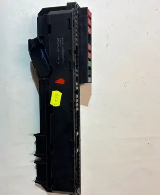 BMW 5 E60 E61 Fuse module 6957330